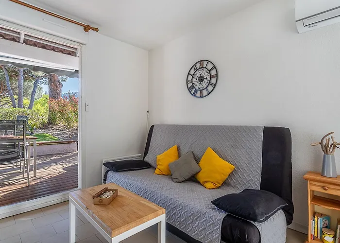 Les Terrasses De Cavaliere Ii By Interhome Апартаменты Ле-Лаванду