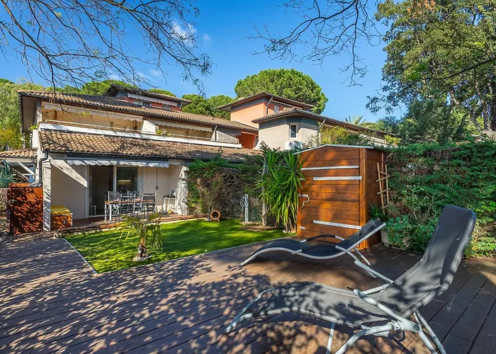 Les Terrasses De Cavaliere Ii By Interhome Апартаменты Ле-Лаванду